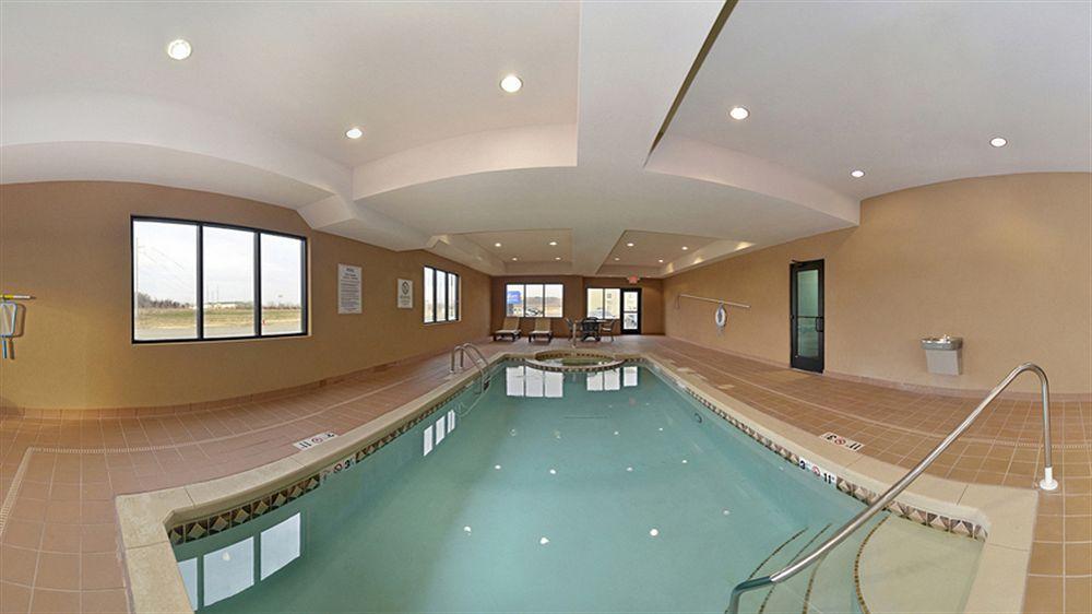 Junction City Inn & Suites Servizi foto