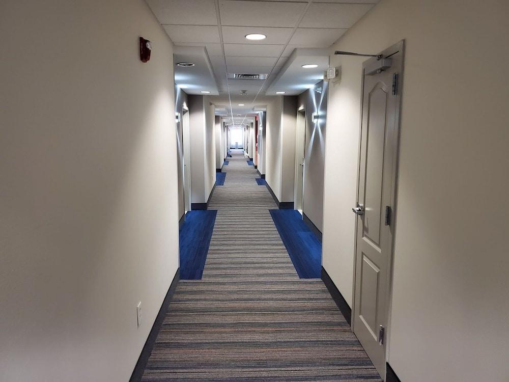 Junction City Inn & Suites Esterno foto