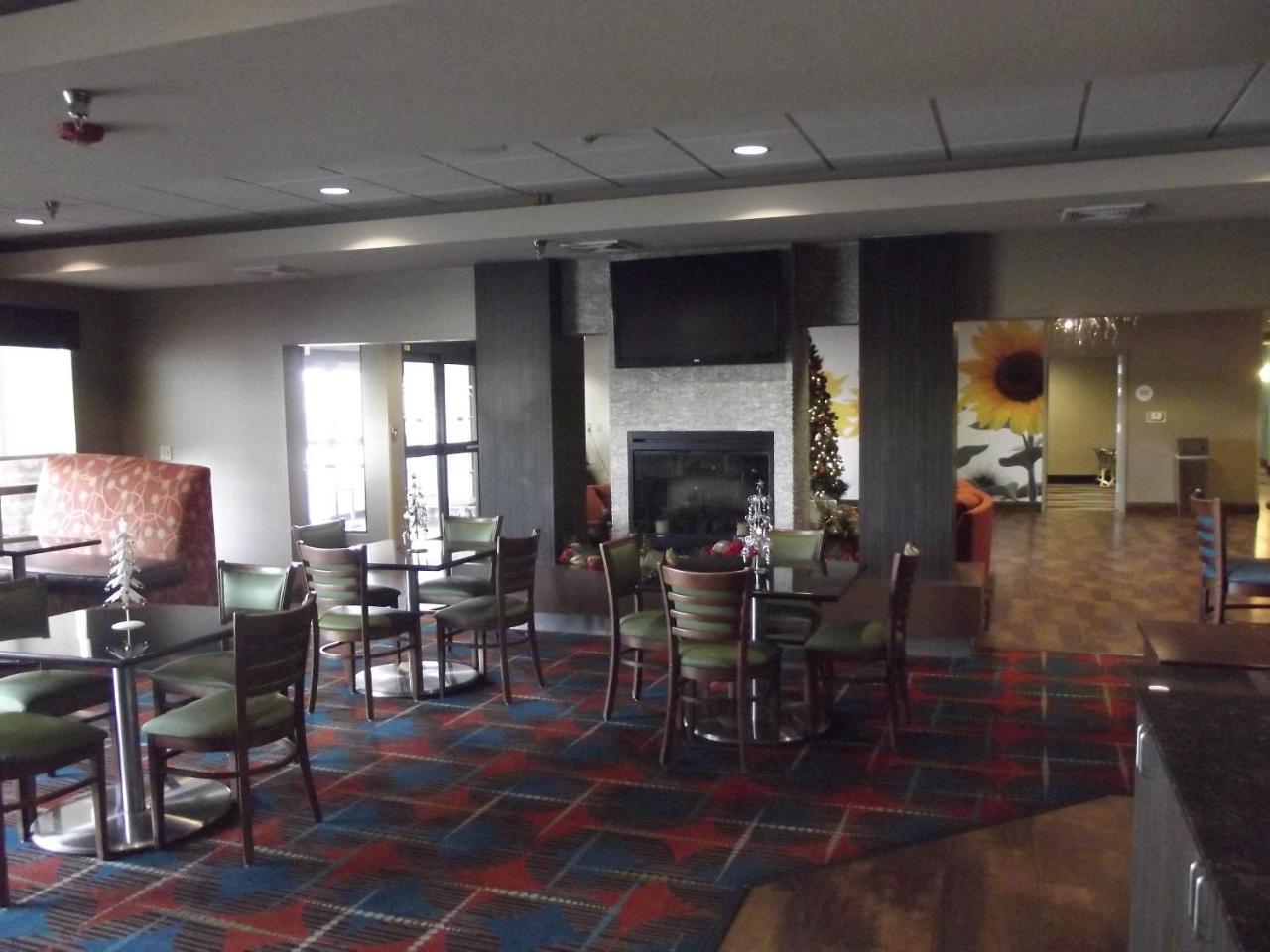 Junction City Inn & Suites Esterno foto